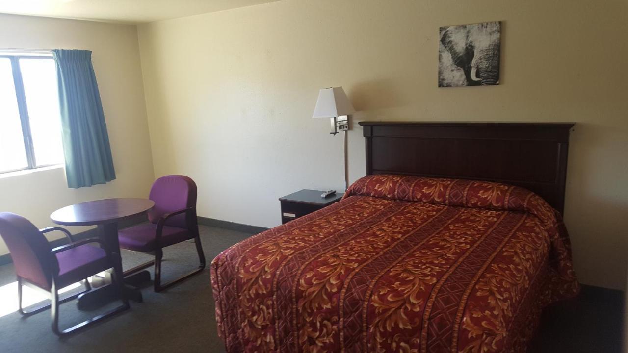 Safari Inn Motel Winston Luaran gambar